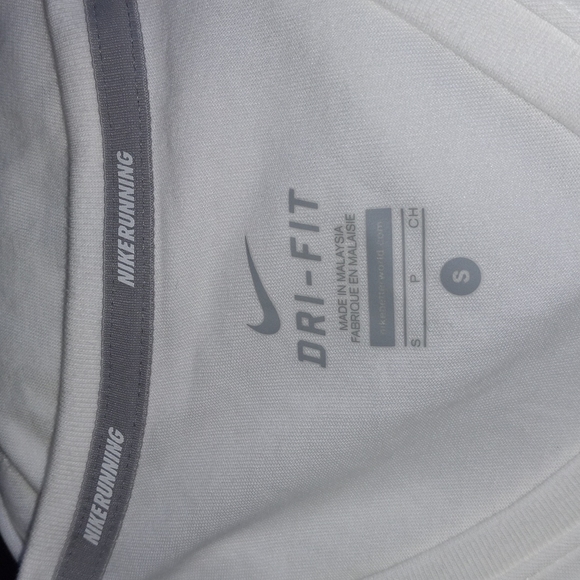 Nike Running Dri-Fit Cotton Tee - Picture 5 of 7